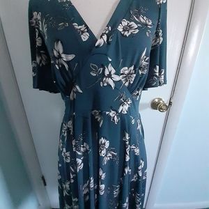 Torrid size 00 blueish flower dress